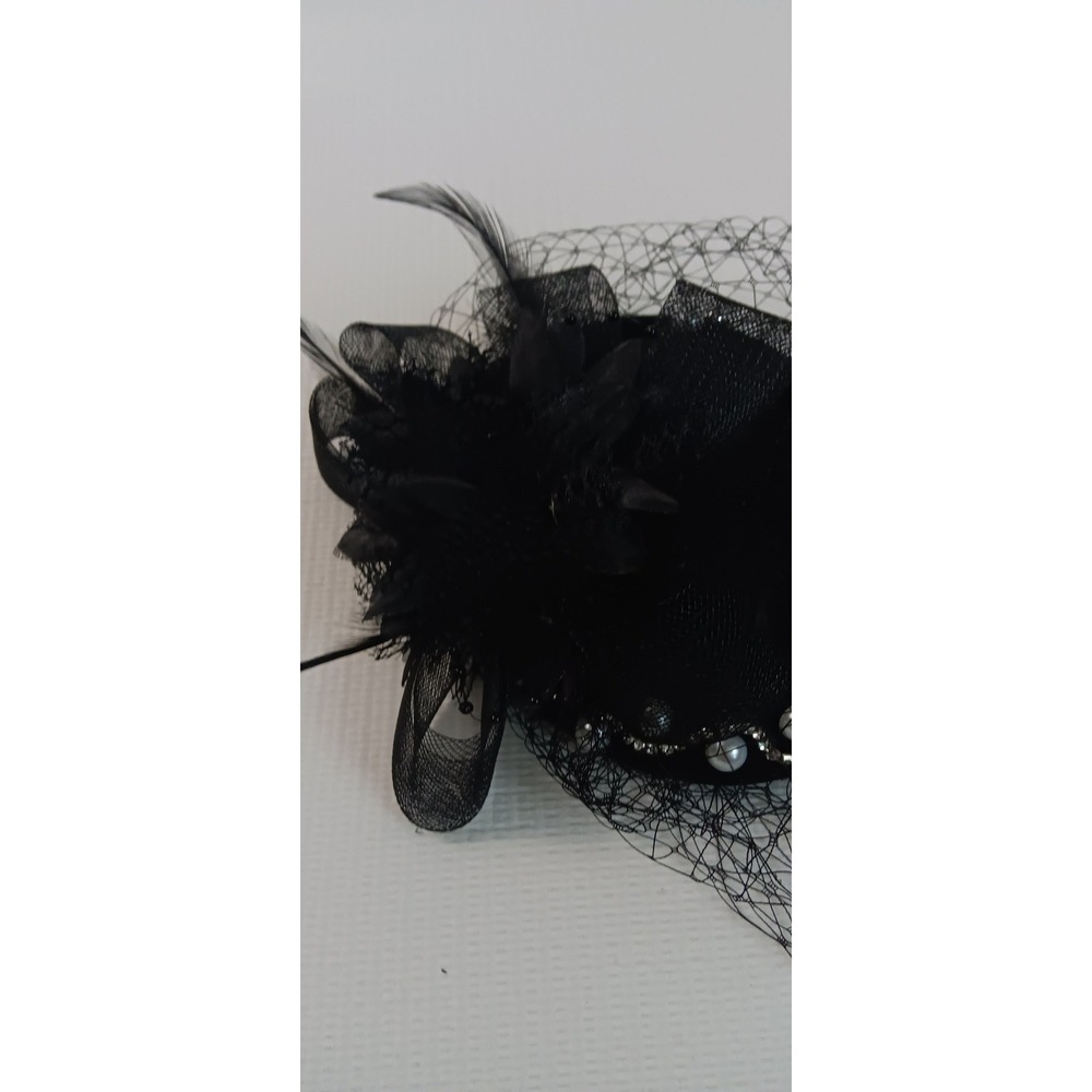 Vintage Style Black Fascinator Hat Birdcage Veil Rhinestone Faux Pearl Bow Clip - Picture 6 of 10